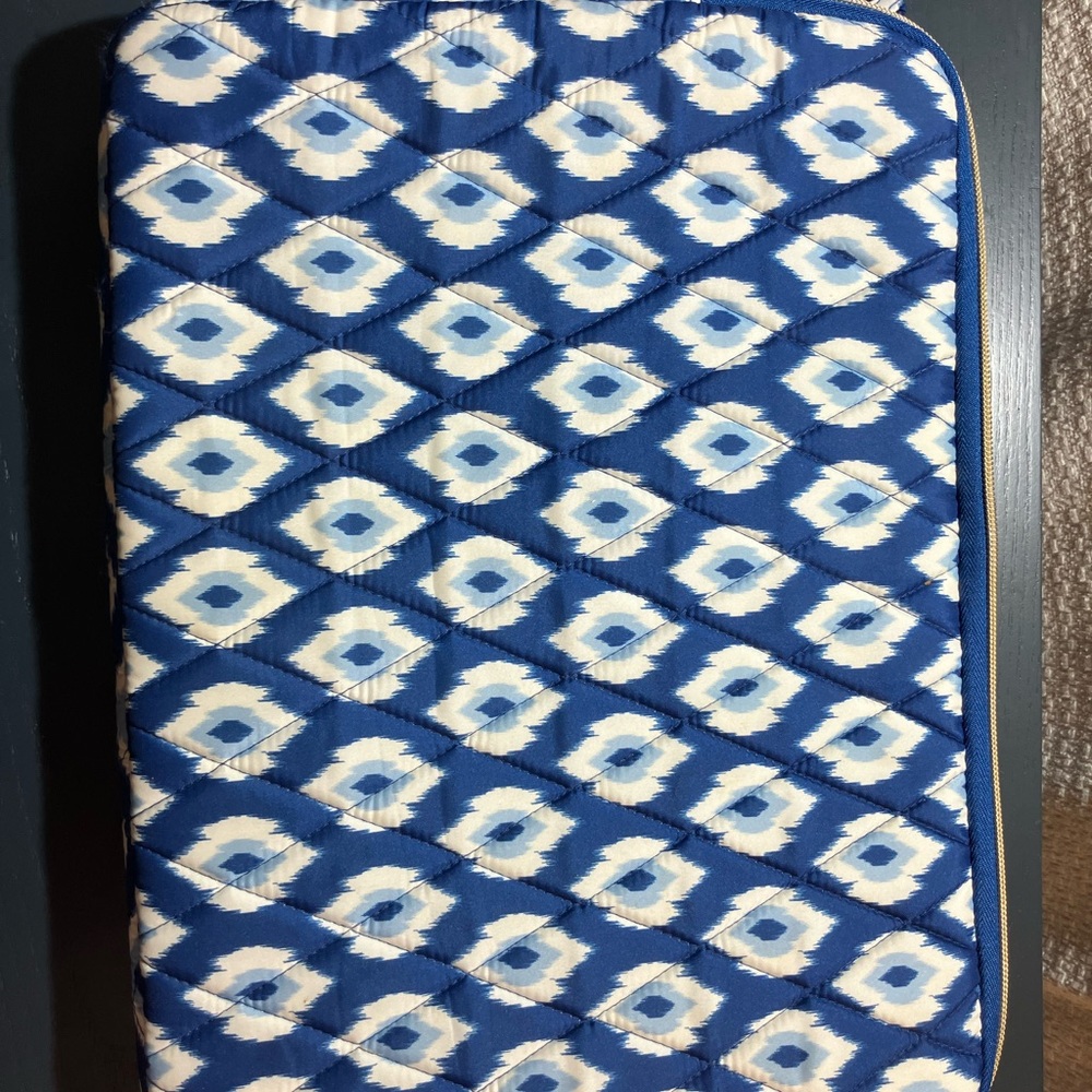 Studio C Royal Blue Polka Dot laptop case